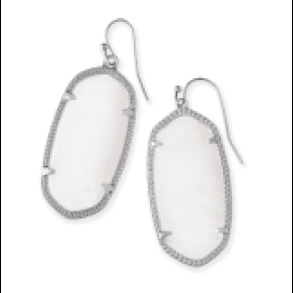 Kendra Scott Elle Earrings (NWOT)